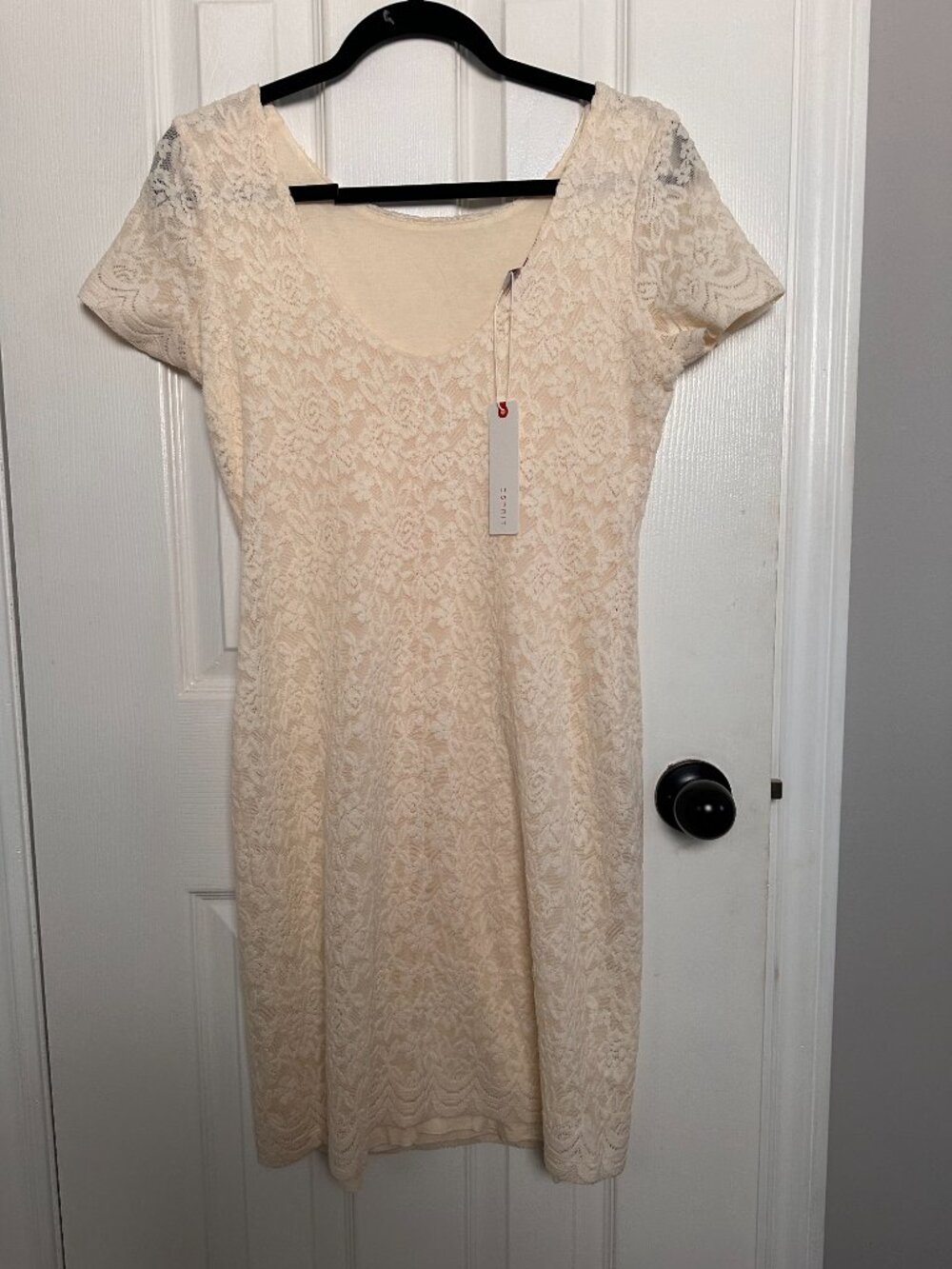 Esprit Off-White Lace Midi Dress NWT Floral Overlay Scoop Neck - Picture 2 of 3
